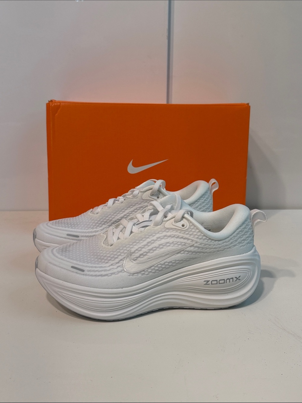 New Nike Women’s White Platform ZoomX athletic shoes size 7